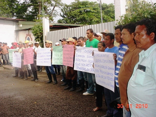 Trabajadores y lideres comunales apoyan a Teneria La Fuente